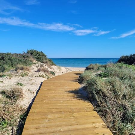 לידו מריני Appartamento Eleni 50M Spiaggia & Shopping מראה חיצוני תמונה